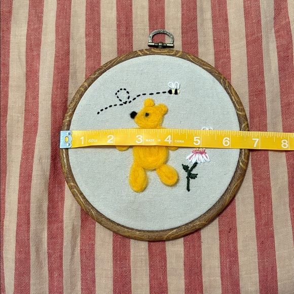 Winnie the Pooh and friends felt needle embroidery - Picture 9 of 11